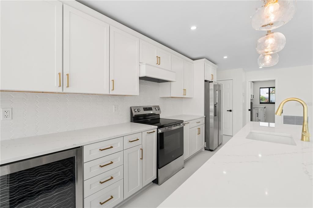 For Sale: $785,000 (3 beds, 2 baths, 2234 Square Feet)