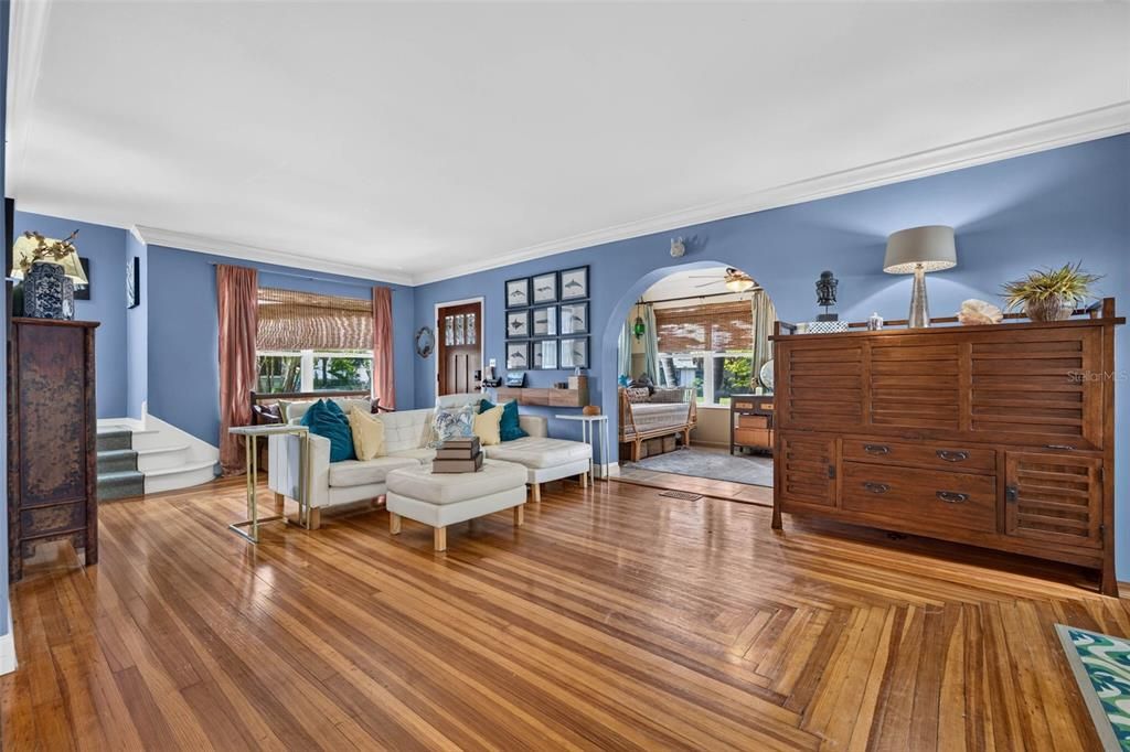 En Venta: $849,000 (3 camas, 1 baños, 2168 Pies cuadrados)