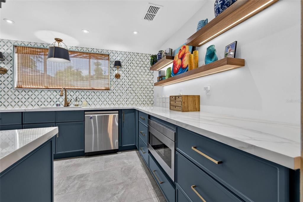 En Venta: $849,000 (3 camas, 1 baños, 2168 Pies cuadrados)