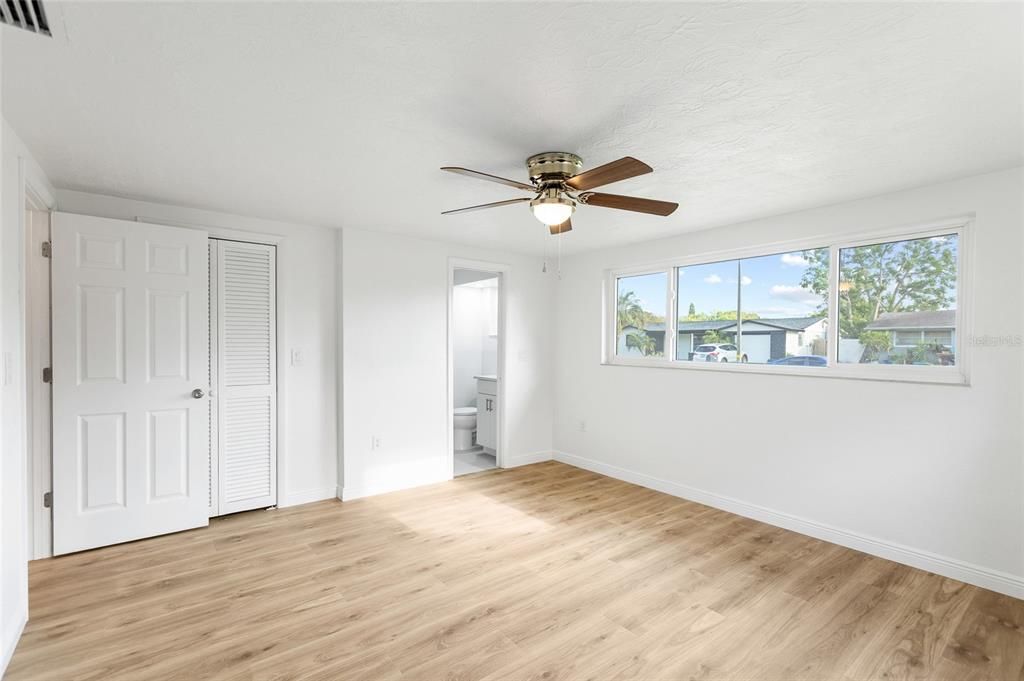 For Rent: $1,950 (3 beds, 2 baths, 1344 Square Feet)