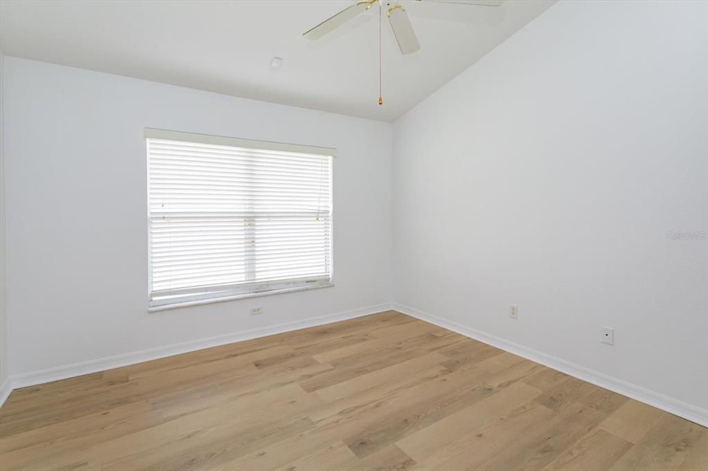 For Sale: $300,000 (3 beds, 2 baths, 1595 Square Feet)