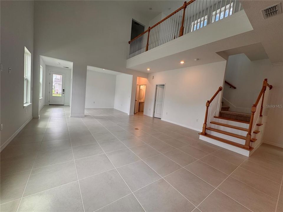 For Rent: $3,800 (5 beds, 4 baths, 2841 Square Feet)