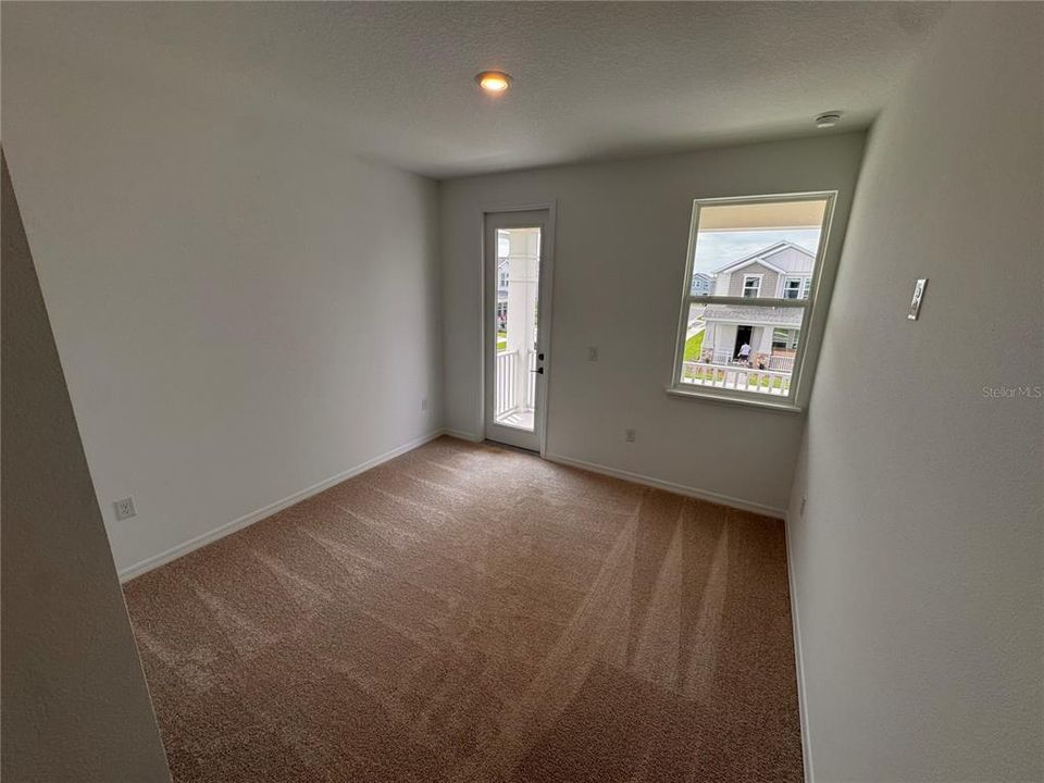 For Rent: $3,800 (5 beds, 4 baths, 2841 Square Feet)