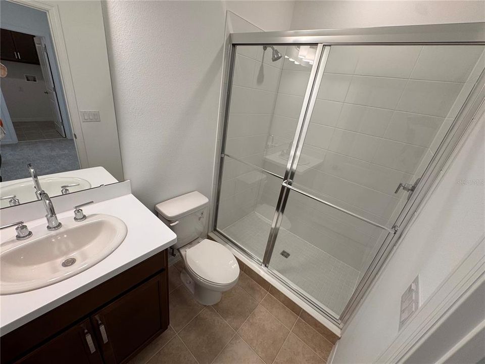 For Rent: $3,800 (5 beds, 4 baths, 2841 Square Feet)