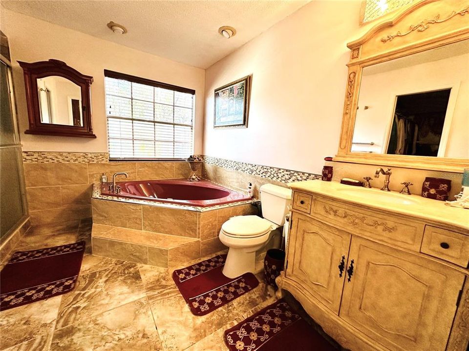 En Renta: $2,900 (4 camas, 2 baños, 2487 Pies cuadrados)
