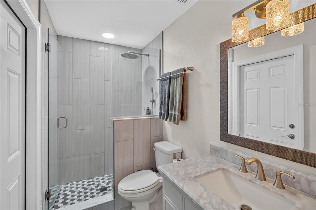 На продажу: $445,000 (3 спален, 2 ванн, 1692 Квадратных фут)