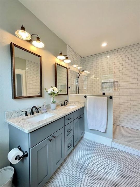 For Rent: $3,350 (3 beds, 2 baths, 1765 Square Feet)