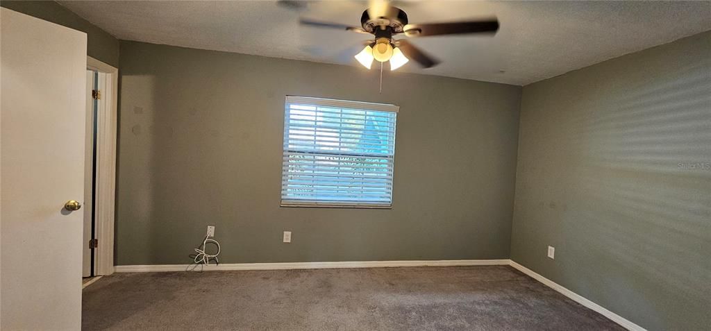 For Rent: $2,200 (2 beds, 2 baths, 948 Square Feet)