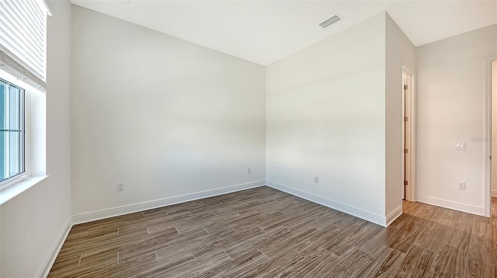 For Sale: $598,990 (3 beds, 3 baths, 2456 Square Feet)