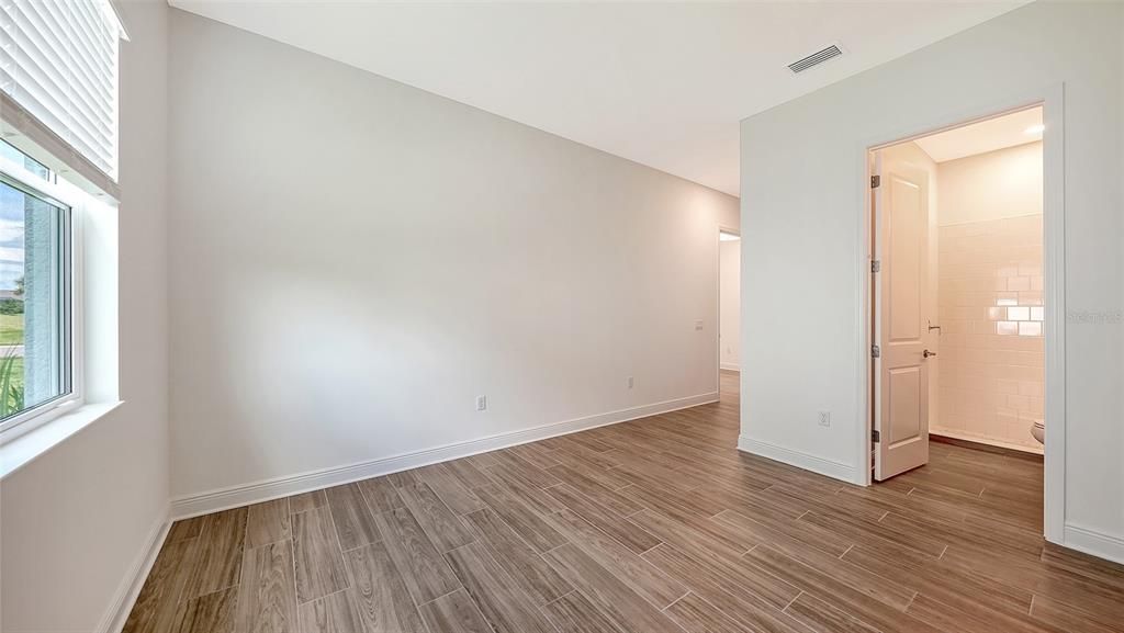 For Sale: $598,990 (3 beds, 3 baths, 2456 Square Feet)