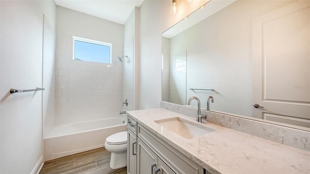 For Sale: $598,990 (3 beds, 3 baths, 2456 Square Feet)