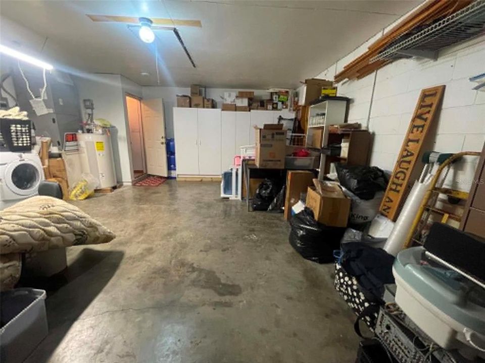 For Sale: $650,000 (3 beds, 2 baths, 2086 Square Feet)