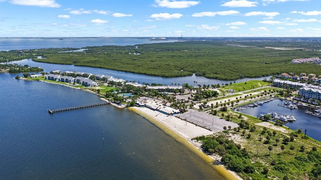 На продажу: $300,000 (2 спален, 2 ванн, 1095 Квадратных фут)