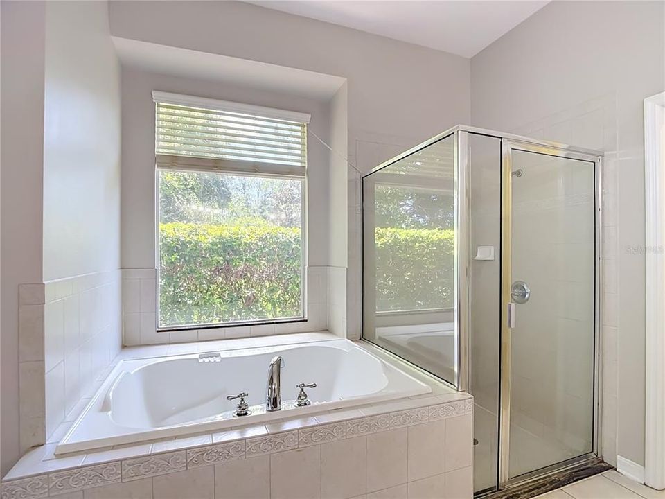 En Venta: $574,900 (4 camas, 3 baños, 3366 Pies cuadrados)