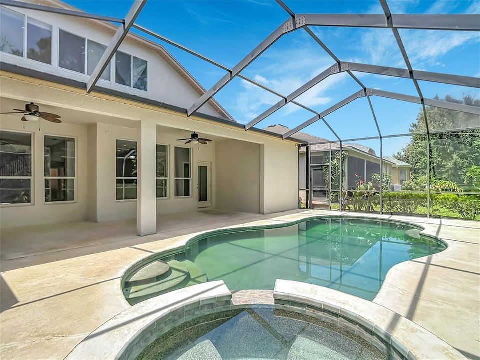 En Venta: $574,900 (4 camas, 3 baños, 3366 Pies cuadrados)