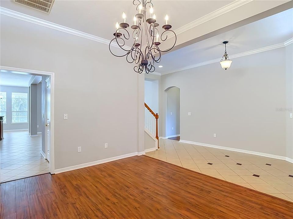 En Venta: $574,900 (4 camas, 3 baños, 3366 Pies cuadrados)