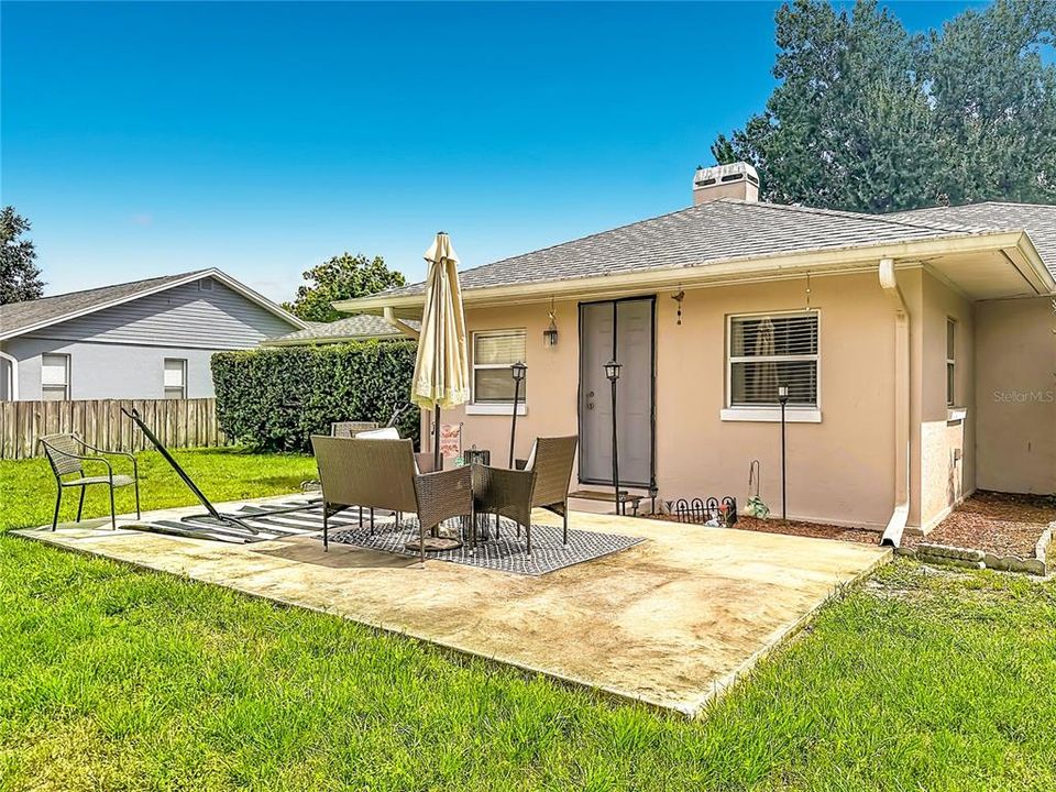 На продажу: $325,000 (3 спален, 2 ванн, 1741 Квадратных фут)