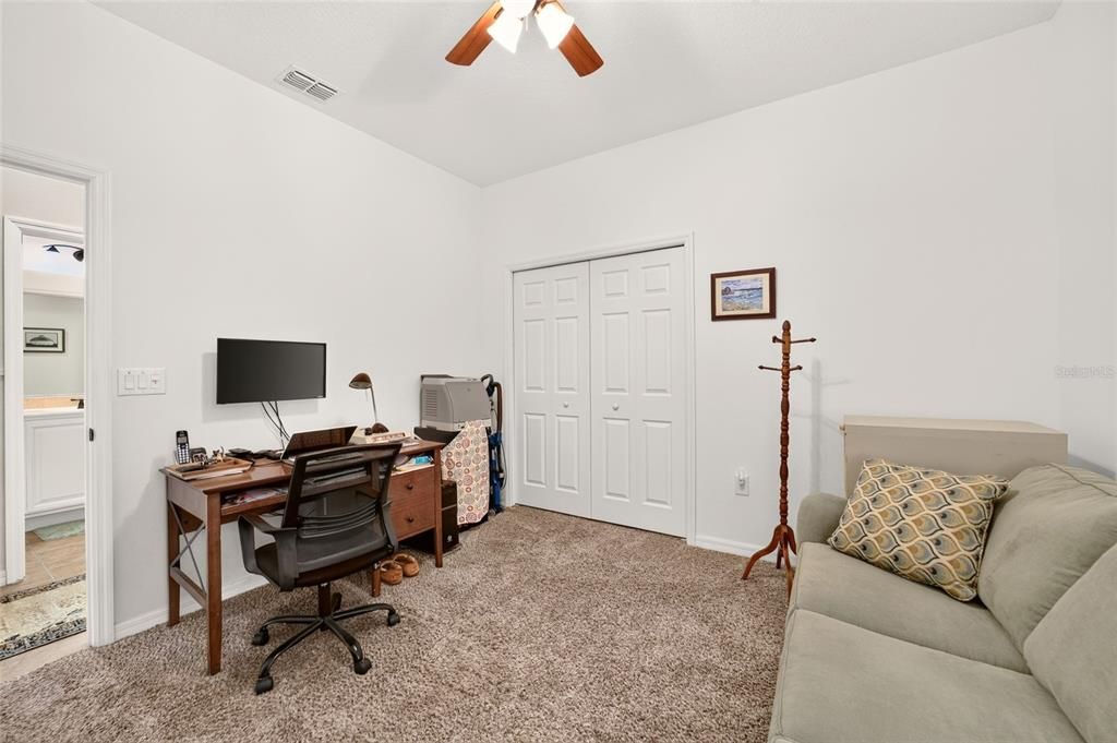 For Sale: $359,900 (3 beds, 3 baths, 1878 Square Feet)