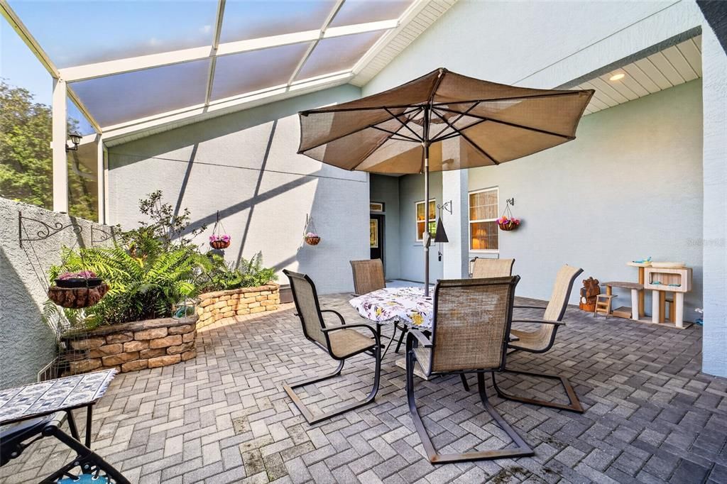For Sale: $359,900 (3 beds, 3 baths, 1878 Square Feet)