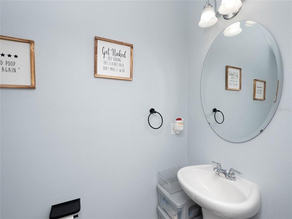 For Sale: $375,000 (3 beds, 2 baths, 1826 Square Feet)