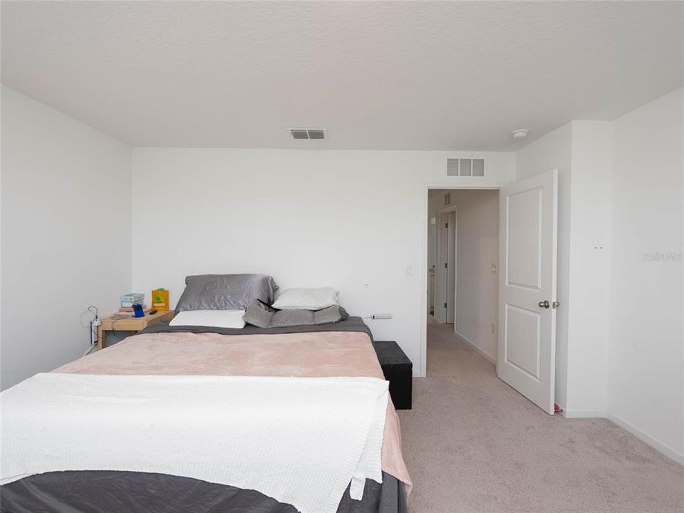 For Sale: $375,000 (3 beds, 2 baths, 1826 Square Feet)