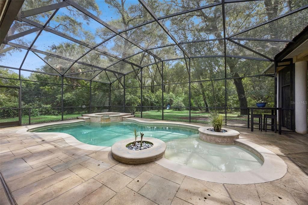 For Sale: $899,900 (4 beds, 3 baths, 3136 Square Feet)