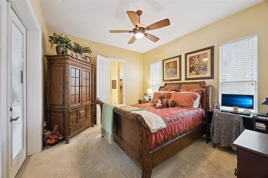 For Sale: $899,900 (4 beds, 3 baths, 3136 Square Feet)