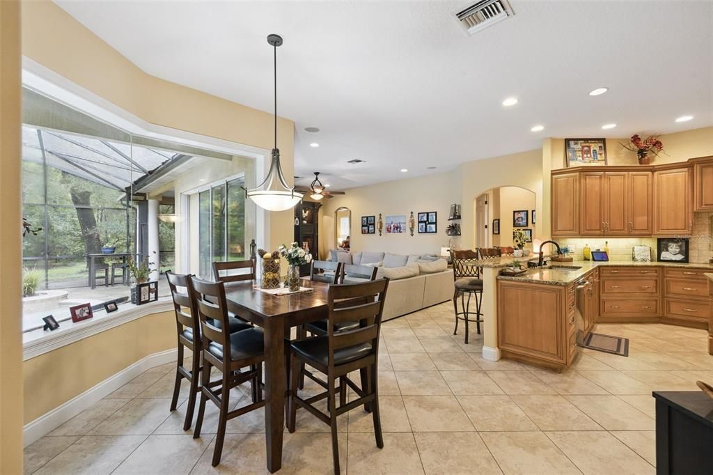 For Sale: $899,900 (4 beds, 3 baths, 3136 Square Feet)
