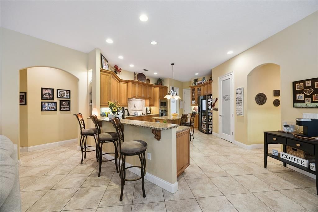 For Sale: $899,900 (4 beds, 3 baths, 3136 Square Feet)