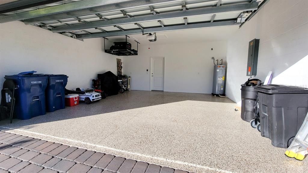 For Rent: $3,300 (4 beds, 2 baths, 1580 Square Feet)
