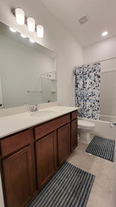 For Rent: $3,300 (4 beds, 2 baths, 1580 Square Feet)