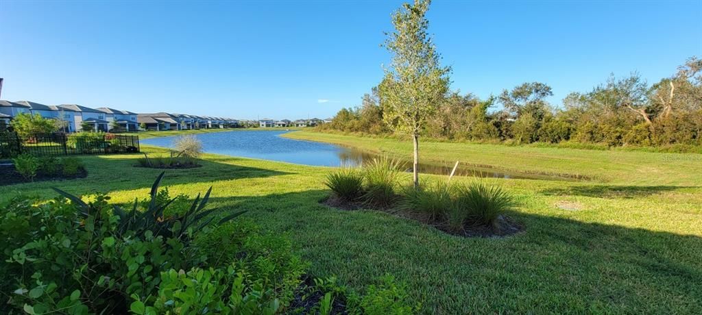 For Rent: $3,300 (4 beds, 2 baths, 1580 Square Feet)