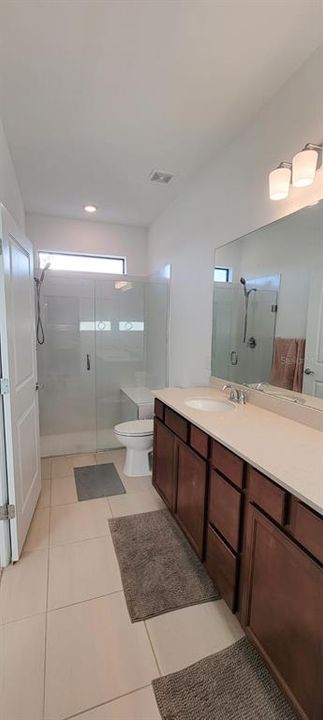 For Rent: $3,300 (4 beds, 2 baths, 1580 Square Feet)