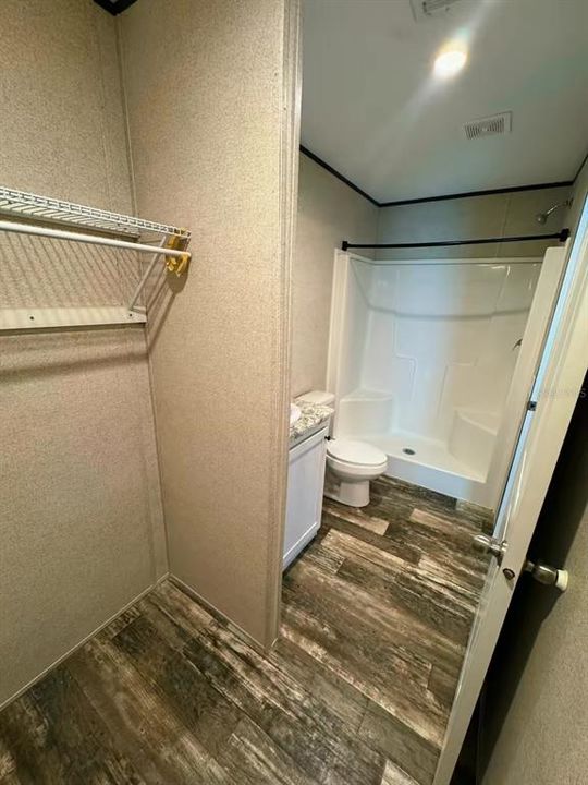 For Sale: $179,000 (2 beds, 2 baths, 784 Square Feet)