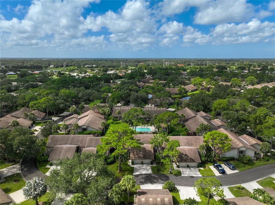 For Sale: $365,900 (2 beds, 2 baths, 1343 Square Feet)