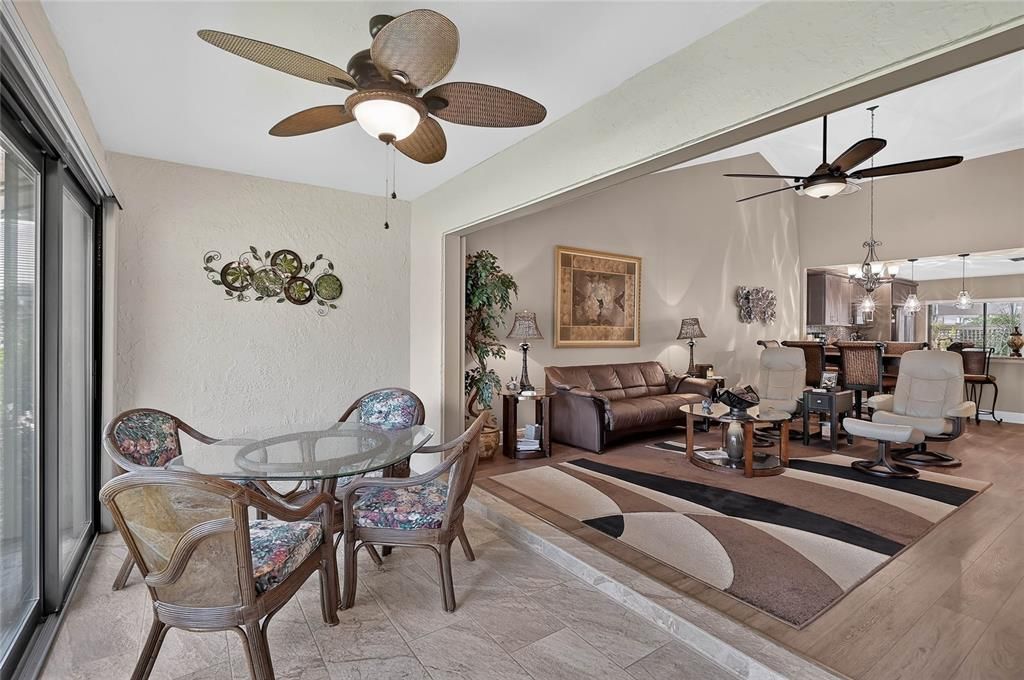 For Sale: $365,900 (2 beds, 2 baths, 1343 Square Feet)
