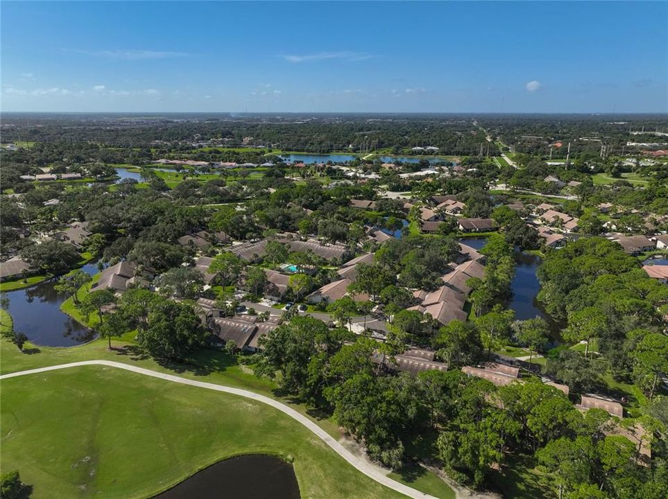 For Sale: $365,900 (2 beds, 2 baths, 1343 Square Feet)