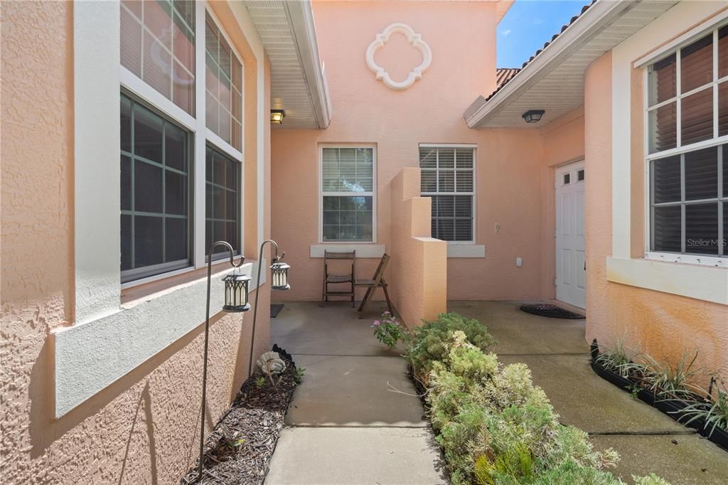 For Sale: $289,900 (3 beds, 2 baths, 1393 Square Feet)