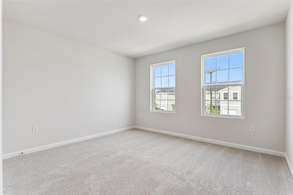 For Rent: $2,150 (3 beds, 2 baths, 1624 Square Feet)