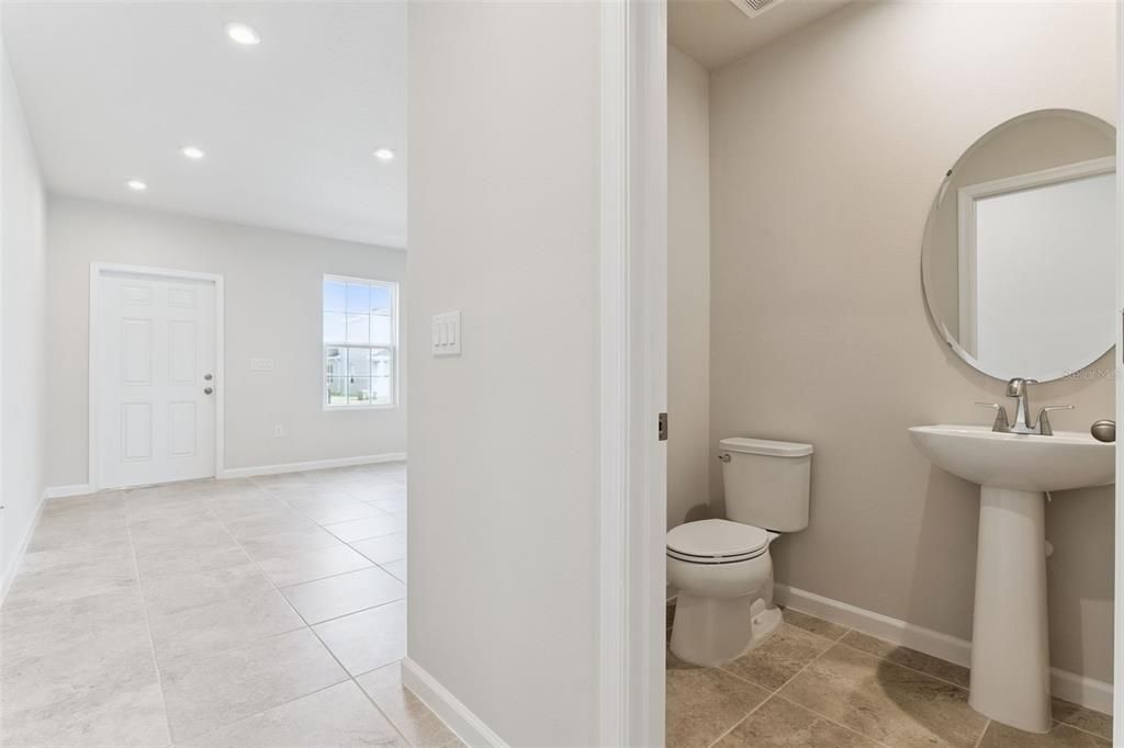 For Rent: $2,150 (3 beds, 2 baths, 1624 Square Feet)