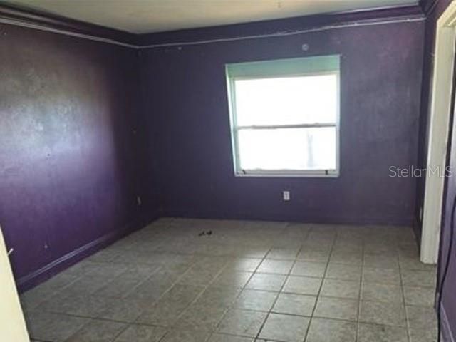 For Sale: $160,550 (3 beds, 2 baths, 1870 Square Feet)