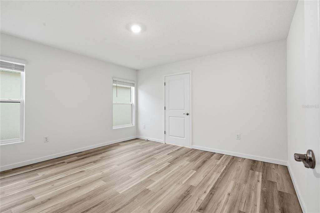For Rent: $2,300 (4 beds, 2 baths, 1665 Square Feet)