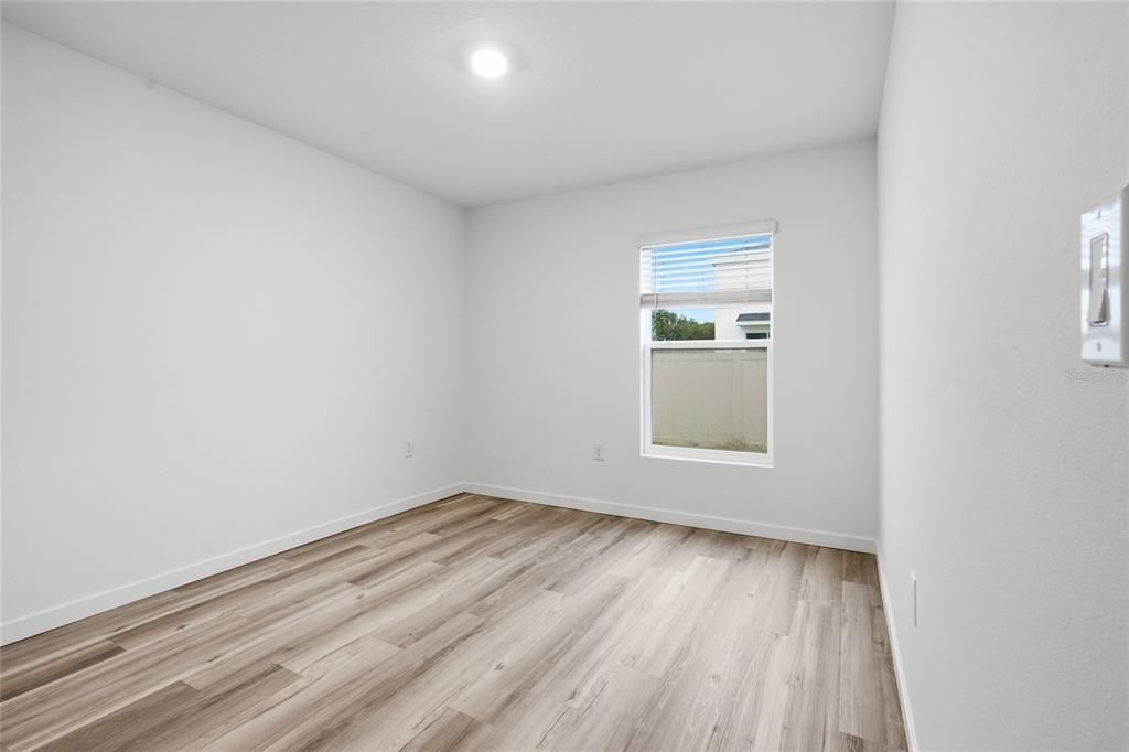 For Rent: $2,300 (4 beds, 2 baths, 1665 Square Feet)