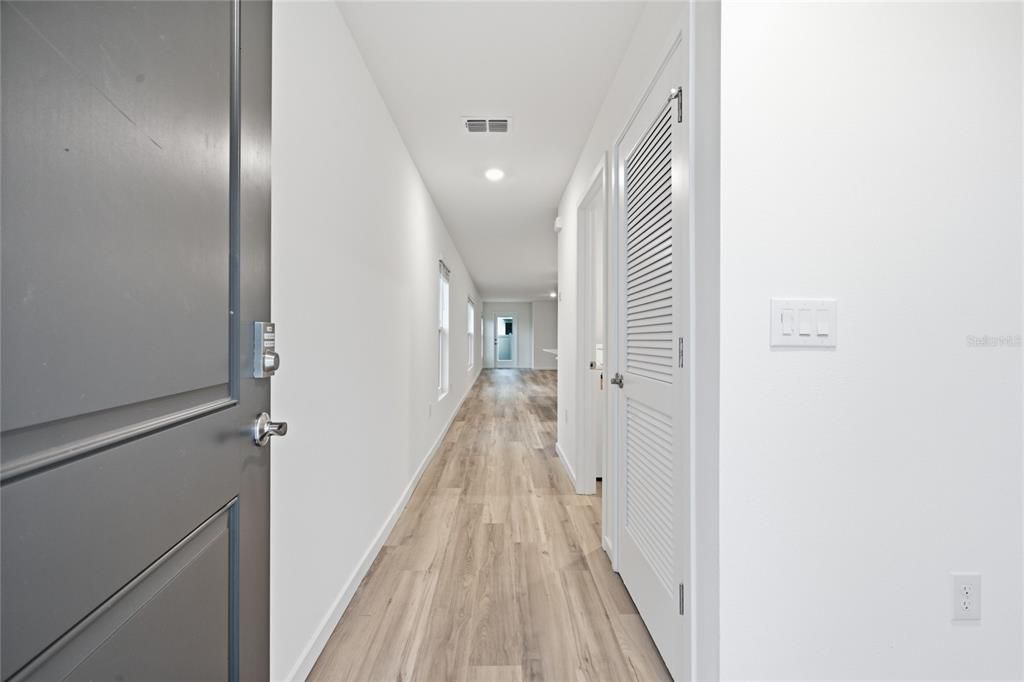 For Rent: $2,300 (4 beds, 2 baths, 1665 Square Feet)