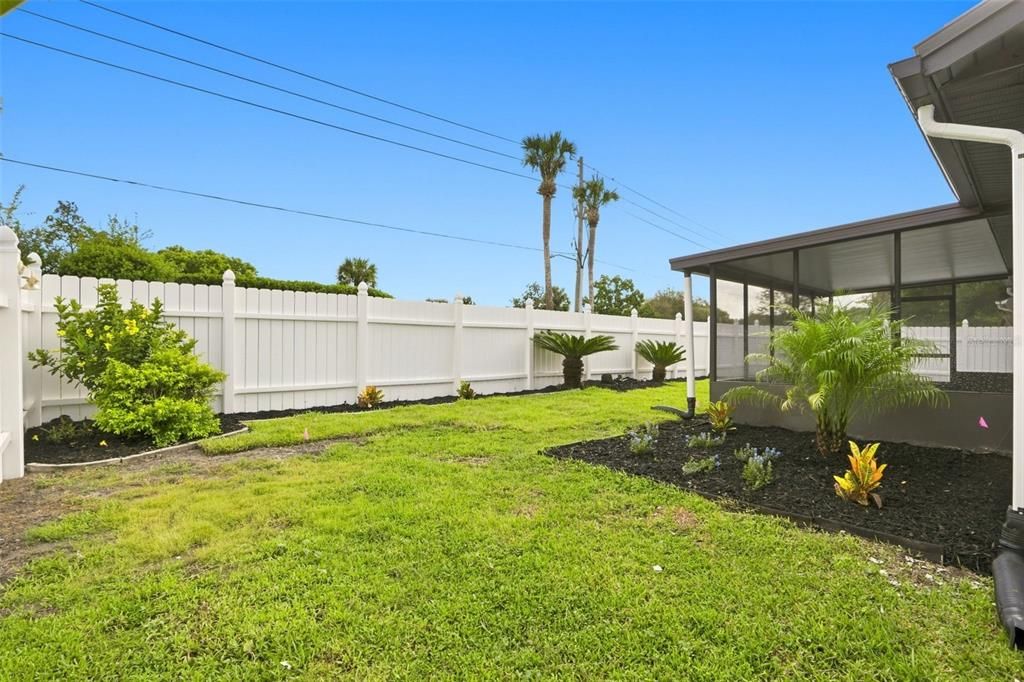 For Sale: $425,000 (3 beds, 2 baths, 1228 Square Feet)
