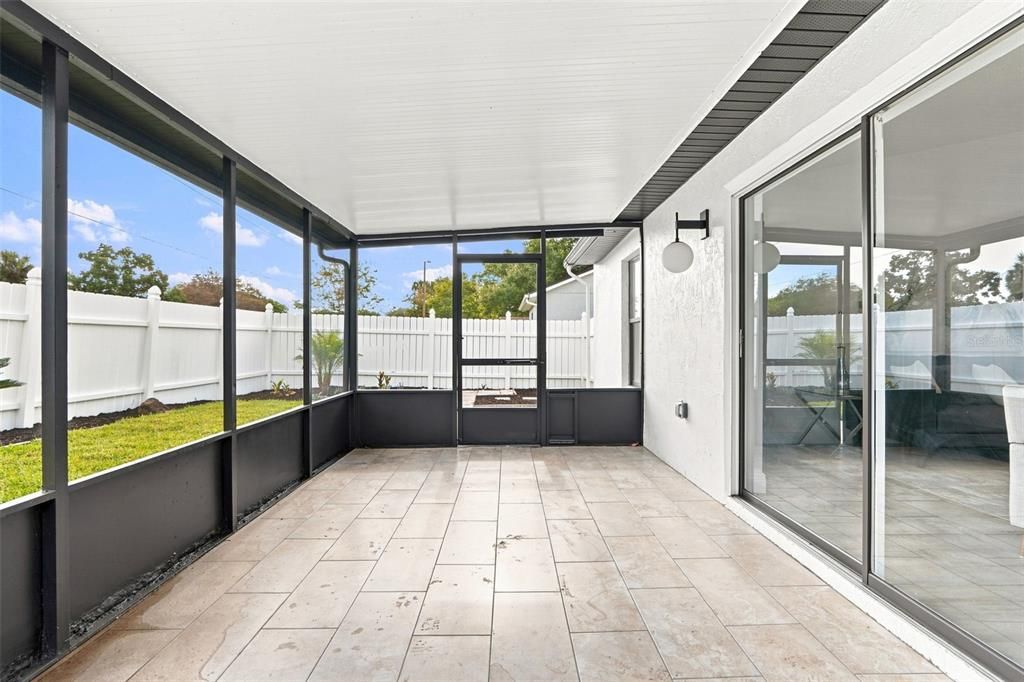 For Sale: $425,000 (3 beds, 2 baths, 1228 Square Feet)