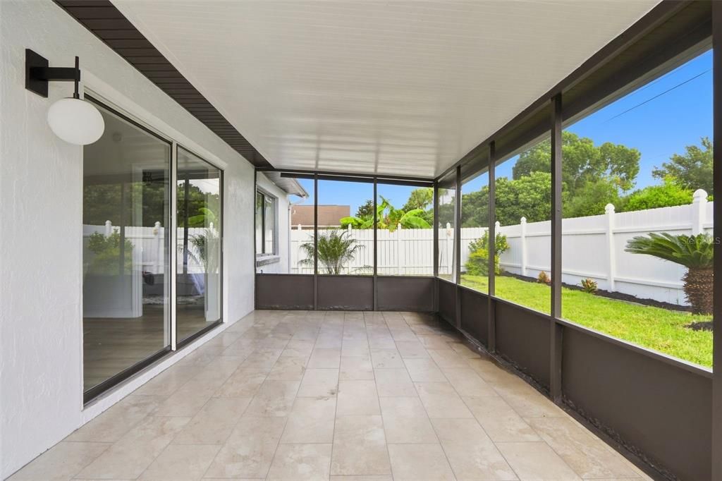 For Sale: $425,000 (3 beds, 2 baths, 1228 Square Feet)