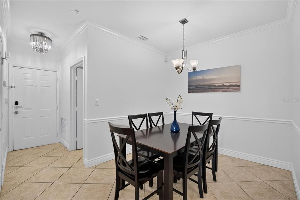 For Sale: $245,000 (2 beds, 2 baths, 1230 Square Feet)
