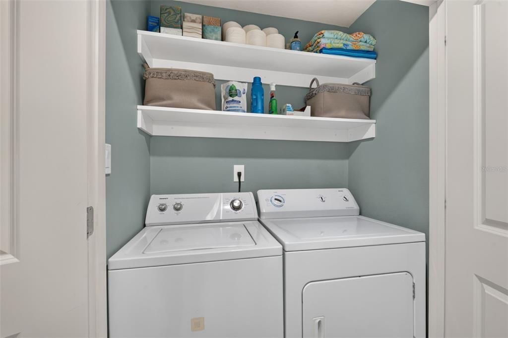 For Sale: $669,000 (2 beds, 2 baths, 1083 Square Feet)