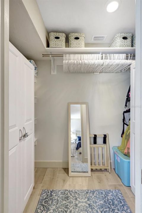 For Sale: $669,000 (2 beds, 2 baths, 1083 Square Feet)